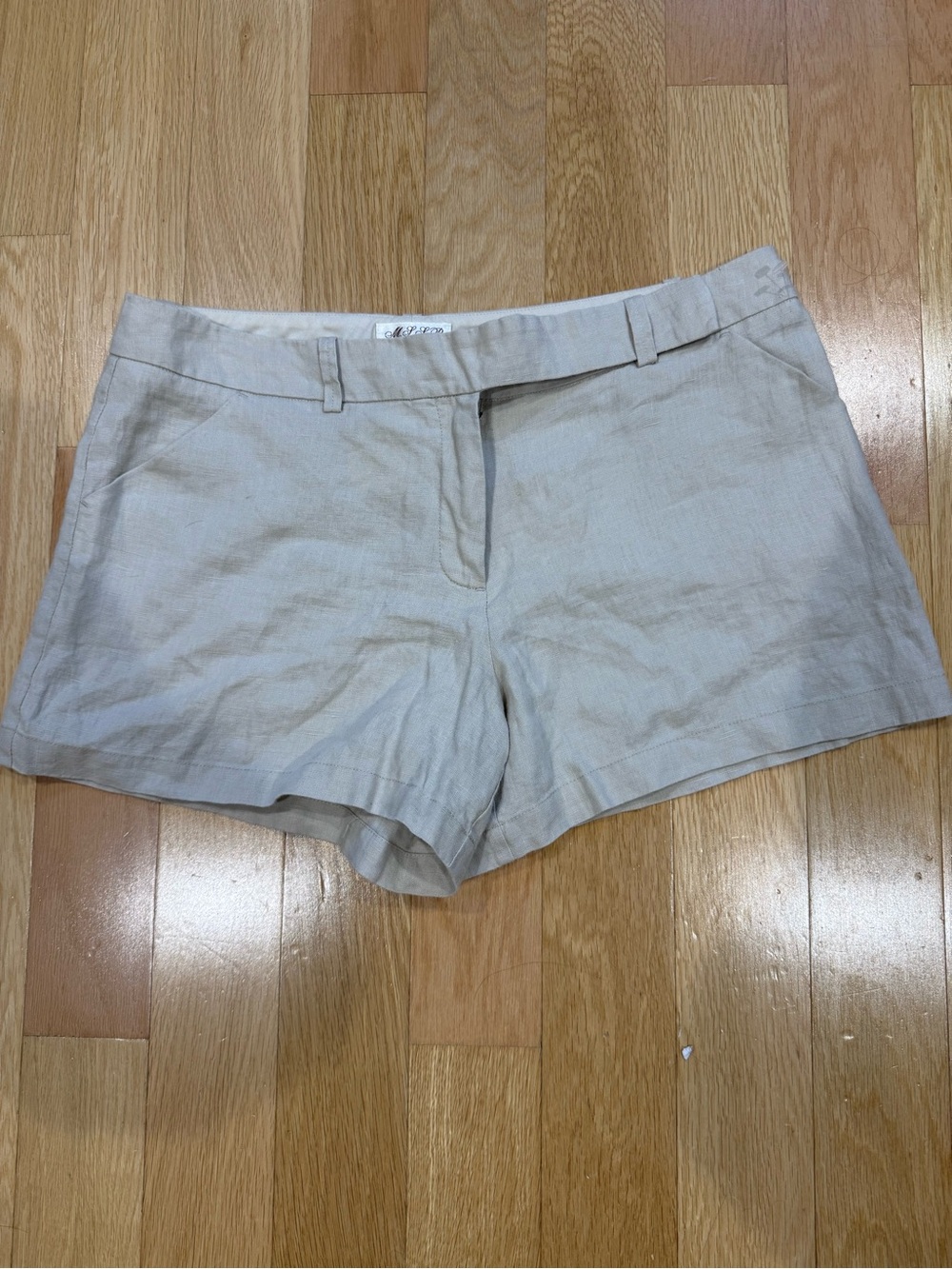 Max Studio Light Beige Tailored Linen-Blend Shorts